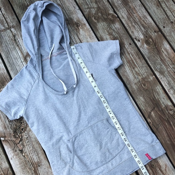 Liverpool Football Club top - Picture 14 of 16